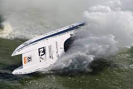 The Beginner’s Guide to Powerboat Racing: 12 Common Violations and Penalties 
